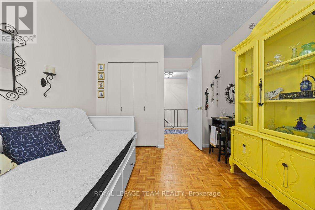 221 - 3310 Southgate Road