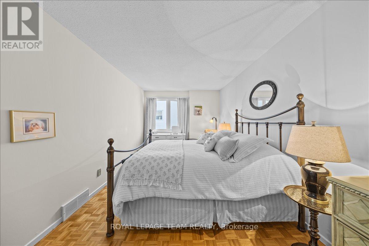 221 - 3310 Southgate Road