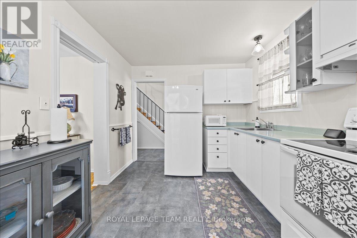 221 - 3310 Southgate Road