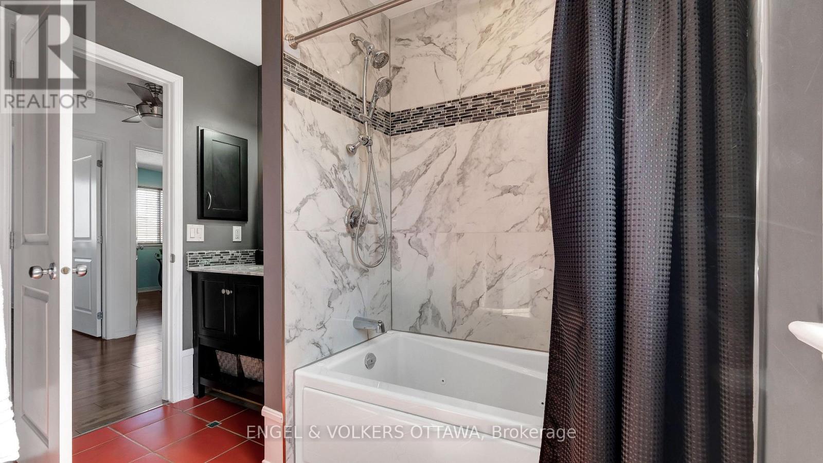 505 Burleigh Private