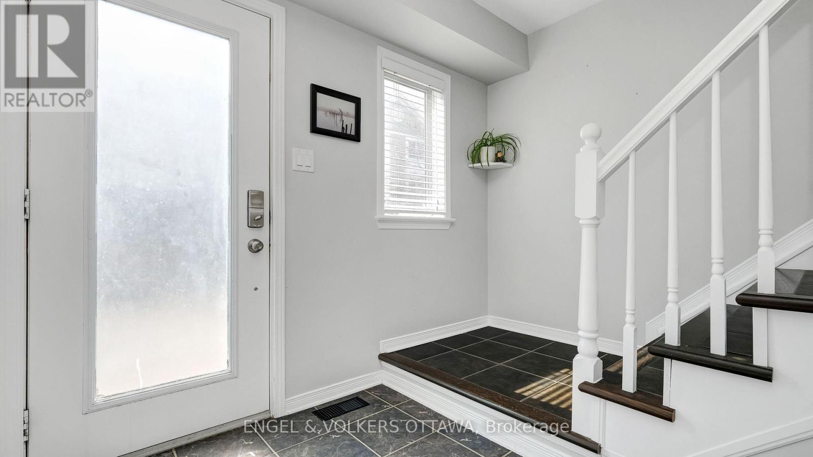 505 Burleigh Private