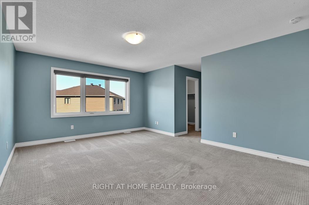 213 Esturgeon Street