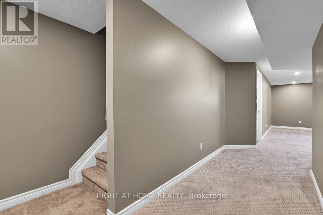 213 Esturgeon Street