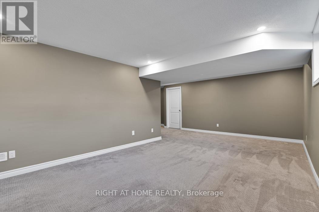 213 Esturgeon Street