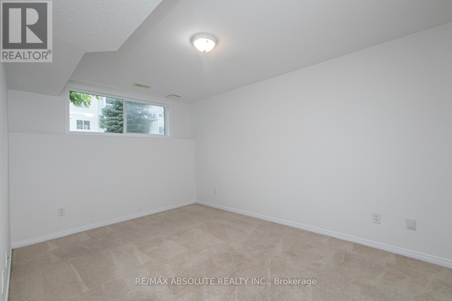 246 Gershwin Private