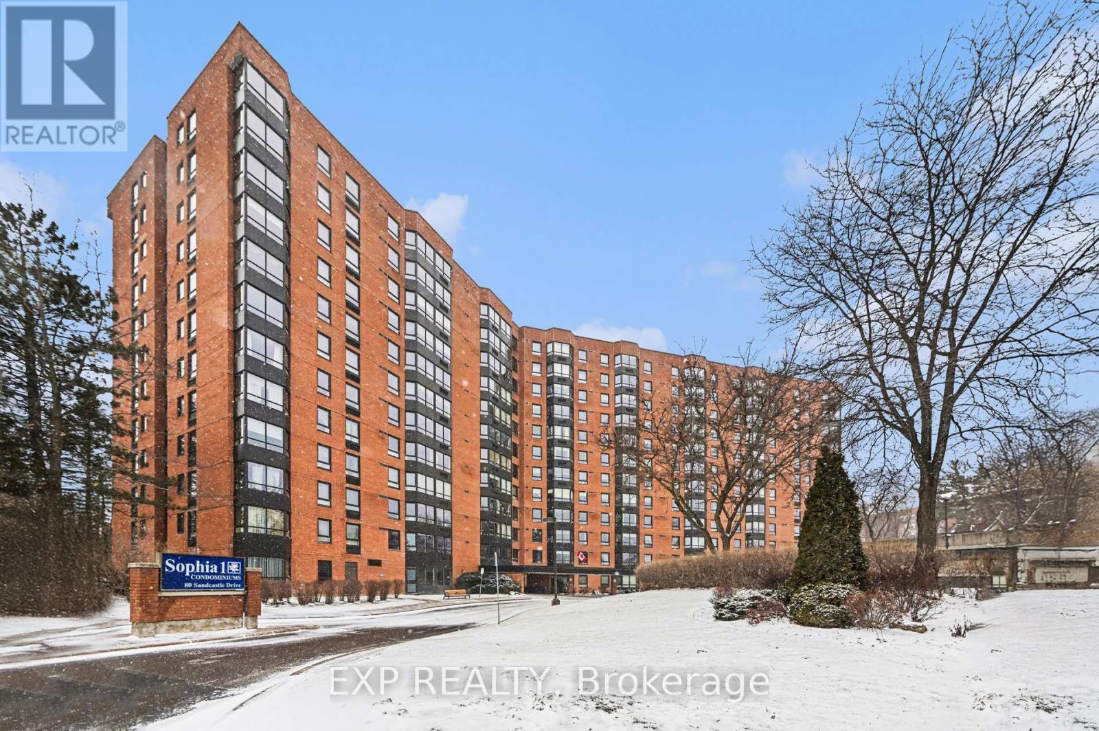 404 - 80 Sandcastle Drive