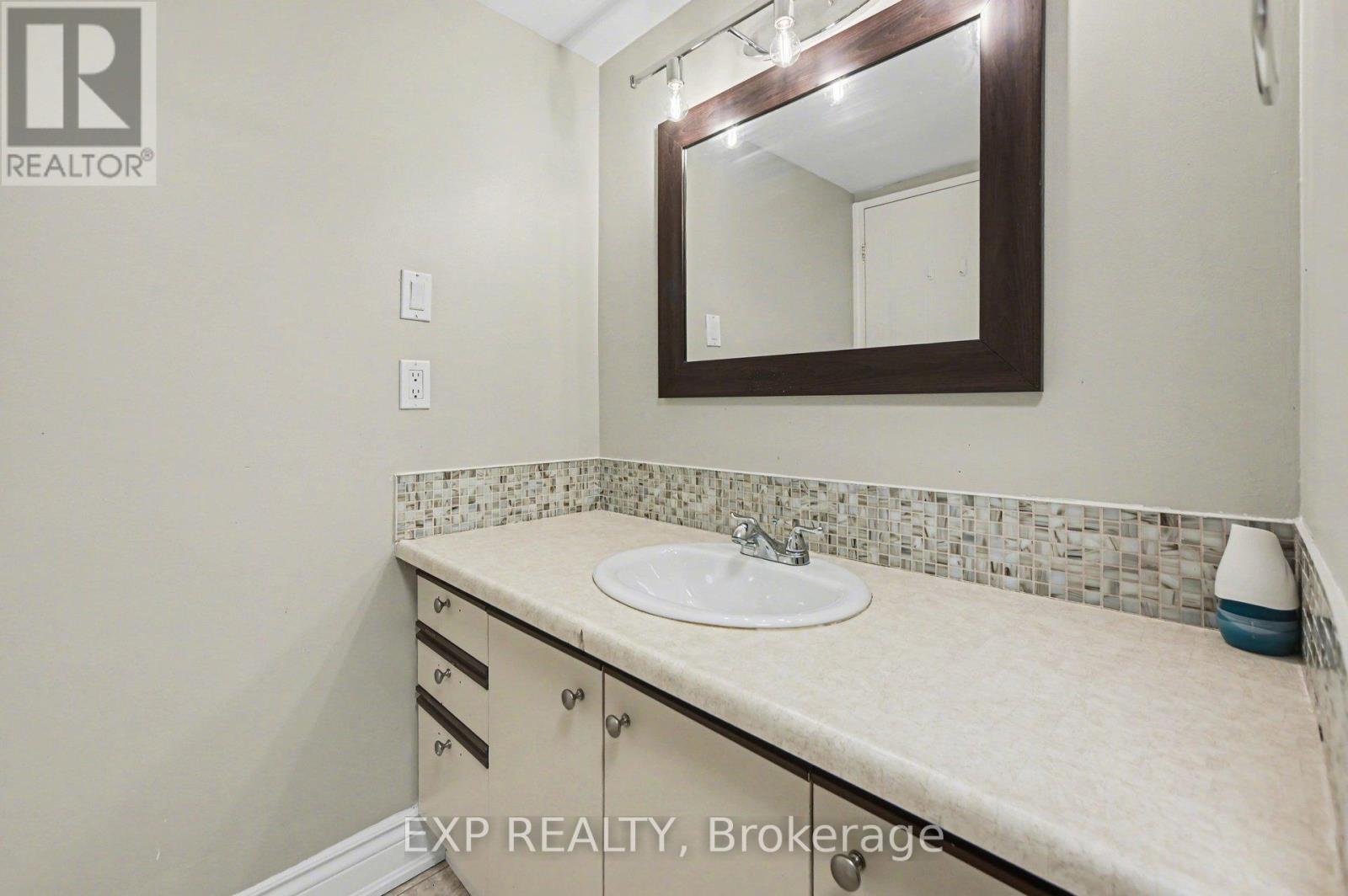 404 - 80 Sandcastle Drive