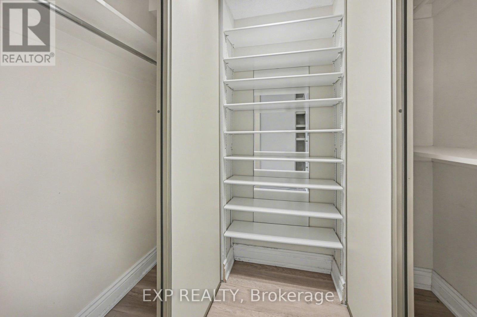 404 - 80 Sandcastle Drive