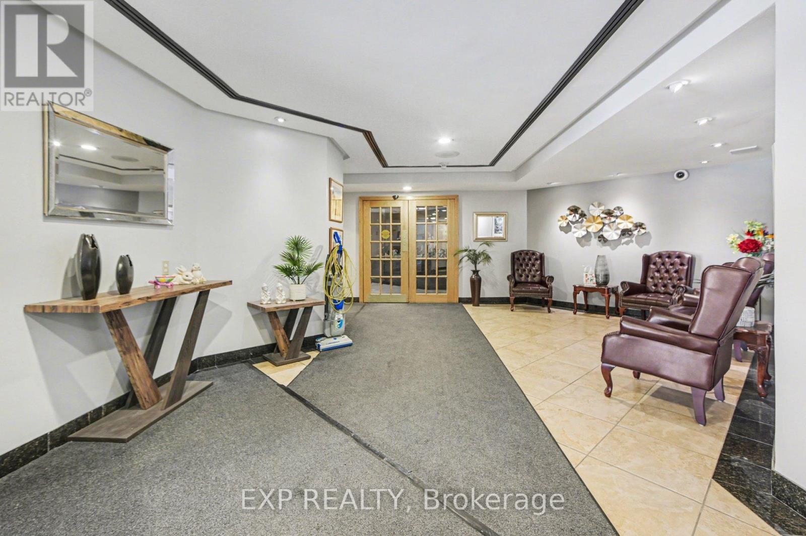 404 - 80 Sandcastle Drive