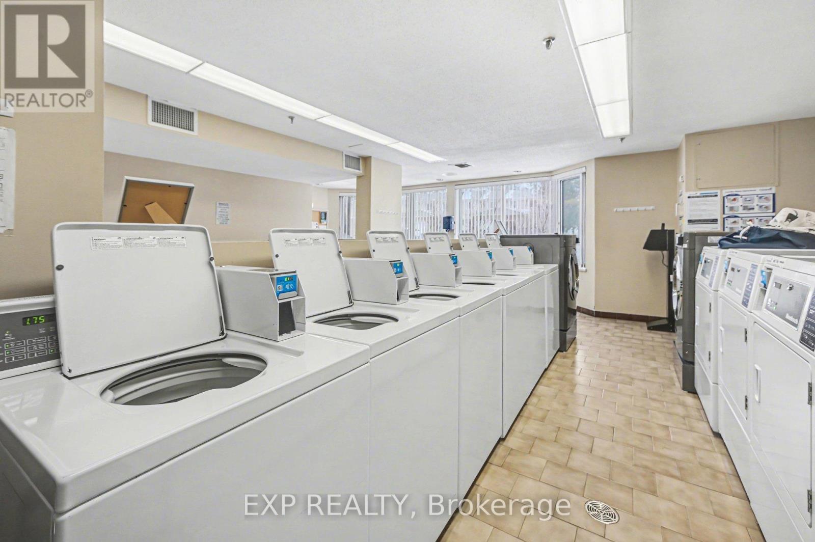 404 - 80 Sandcastle Drive