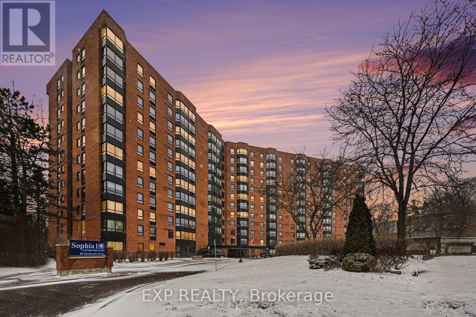 404 - 80 Sandcastle Drive