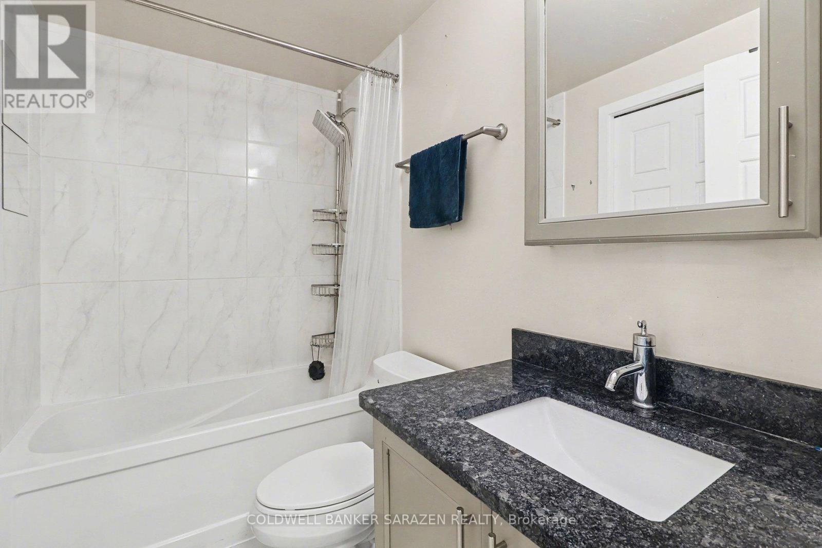 405 - 300 Lett Street