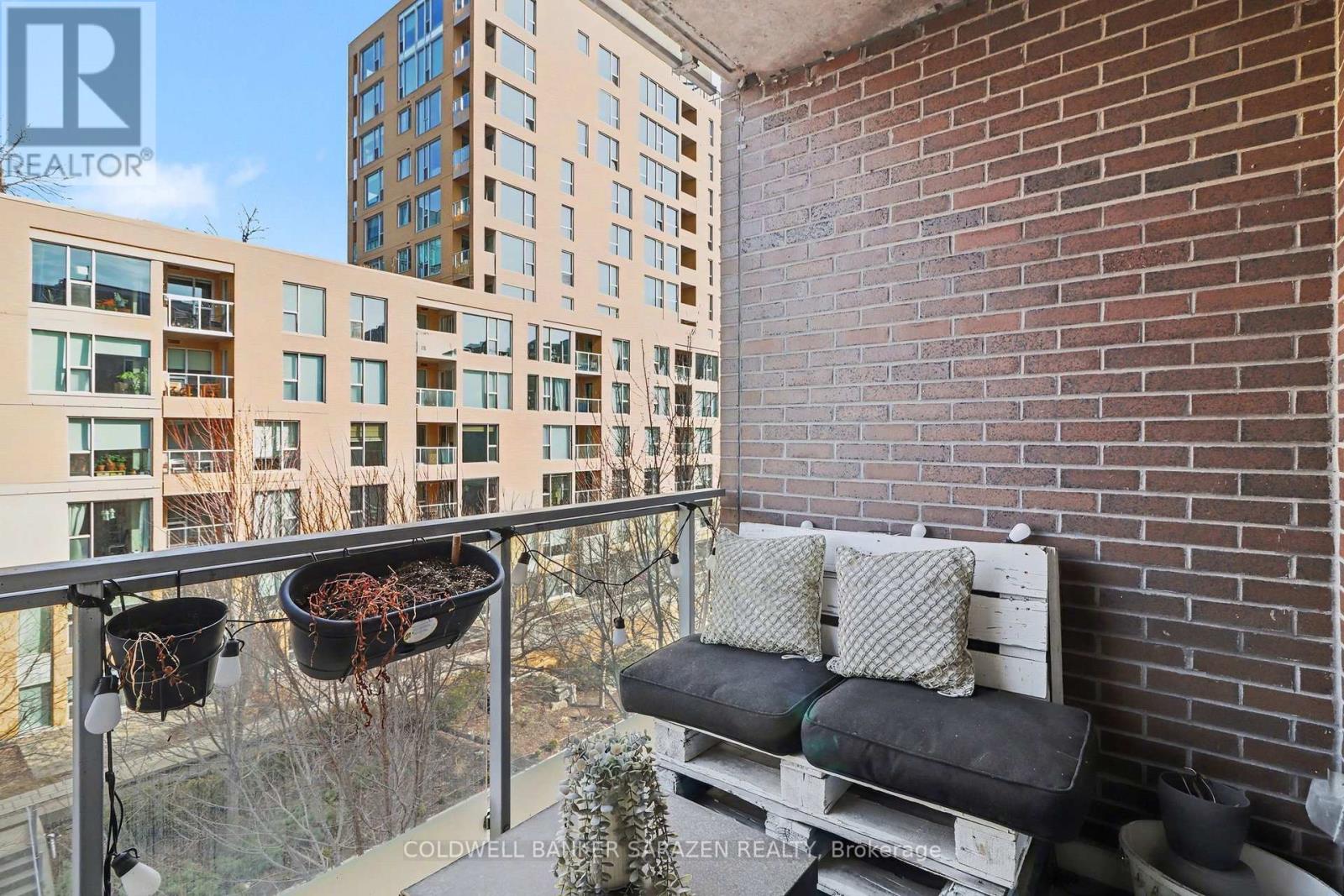 405 - 300 Lett Street