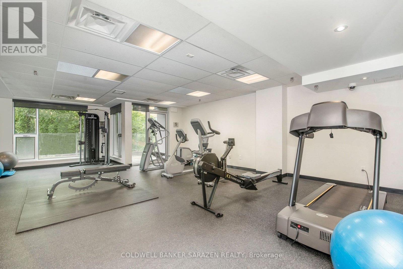 405 - 300 Lett Street