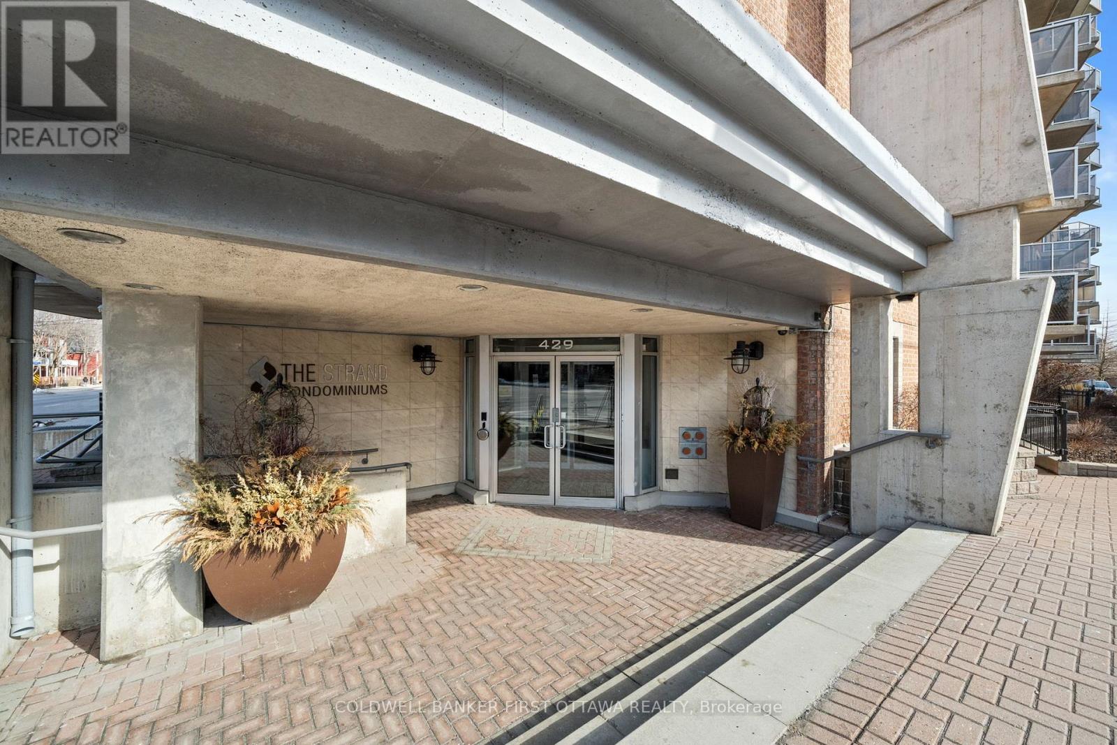 412 - 429 Somerset Street W