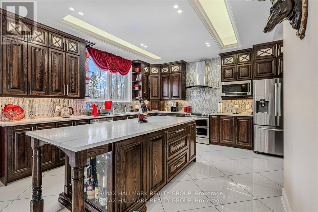 699 Ballycastle Crescent