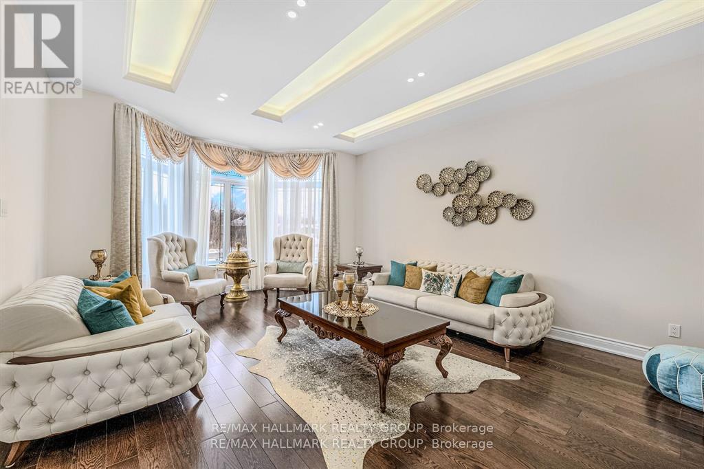 699 Ballycastle Crescent