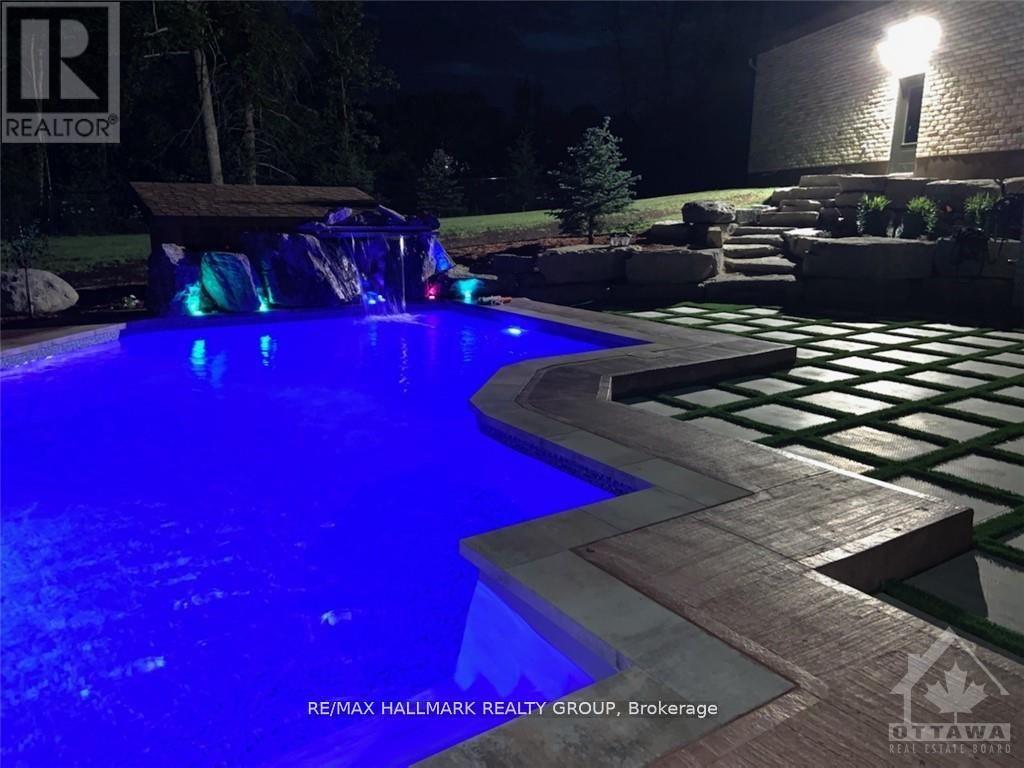 699 Ballycastle Crescent