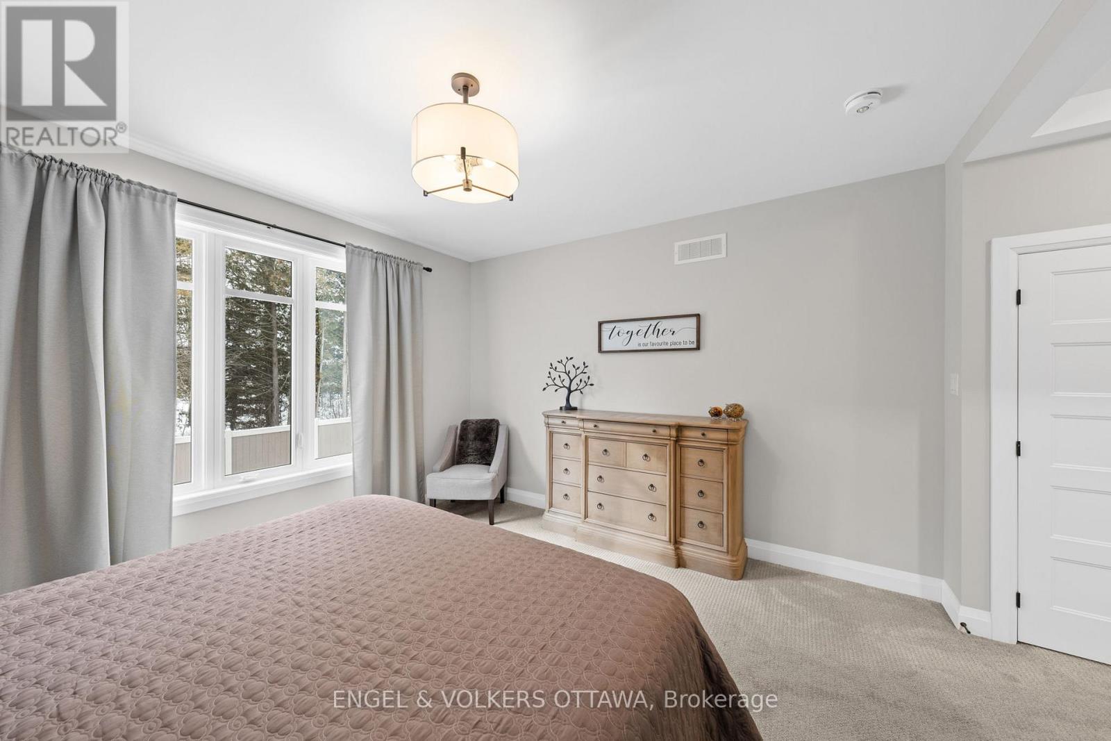 221 Blackhorse Drive