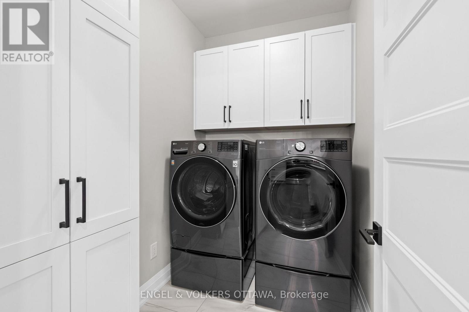 221 Blackhorse Drive