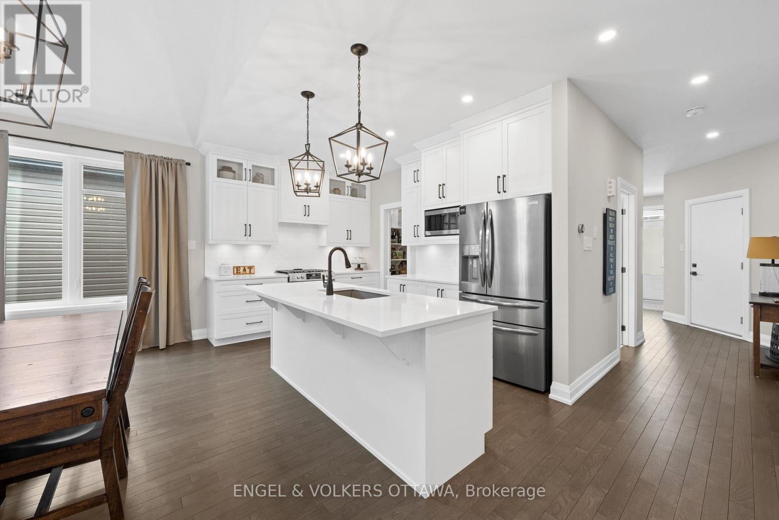 221 Blackhorse Drive