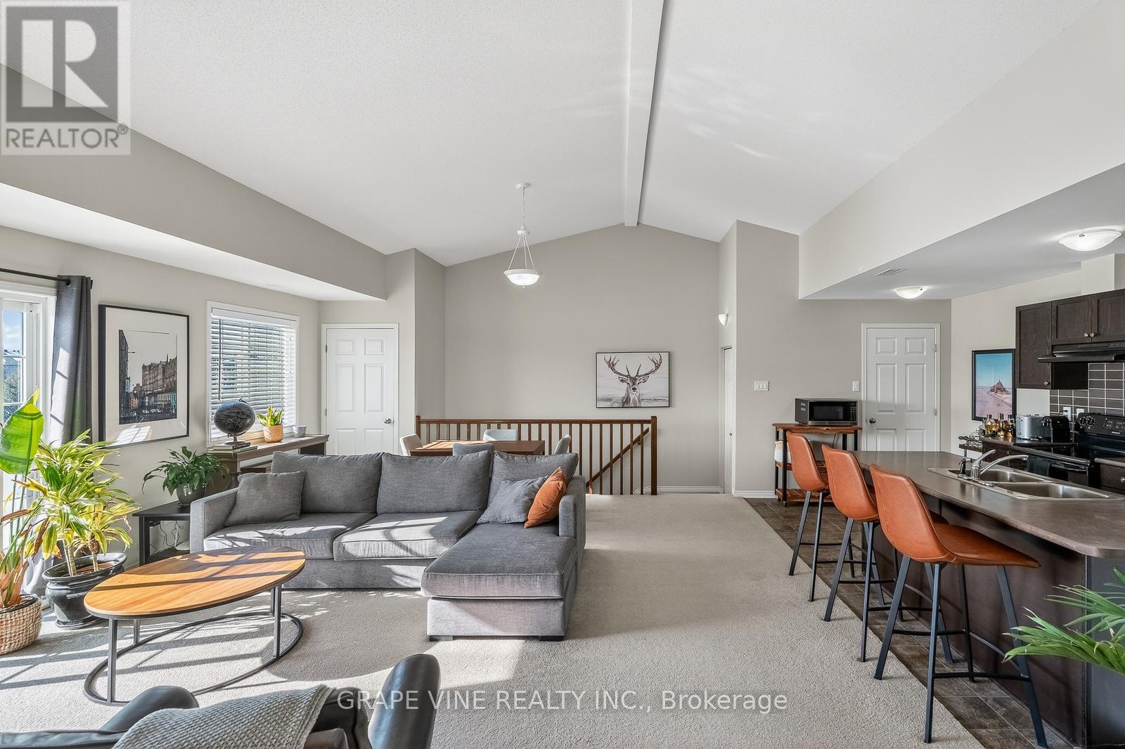 F - 104 Artesa Private