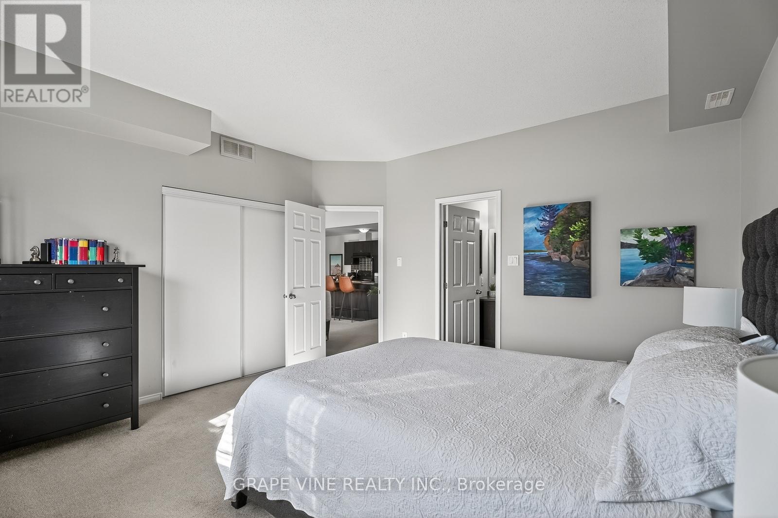 F - 104 Artesa Private