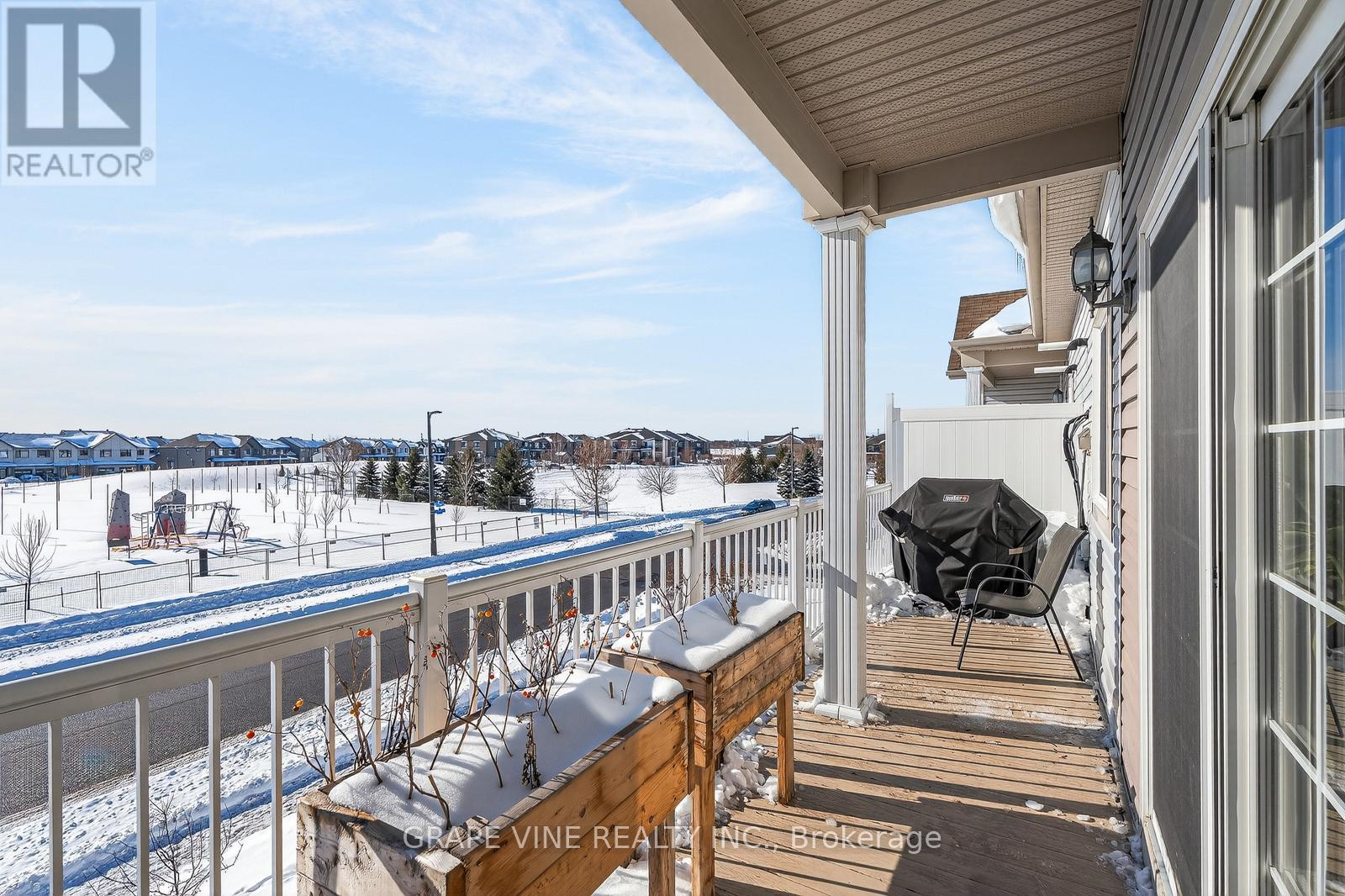 F - 104 Artesa Private