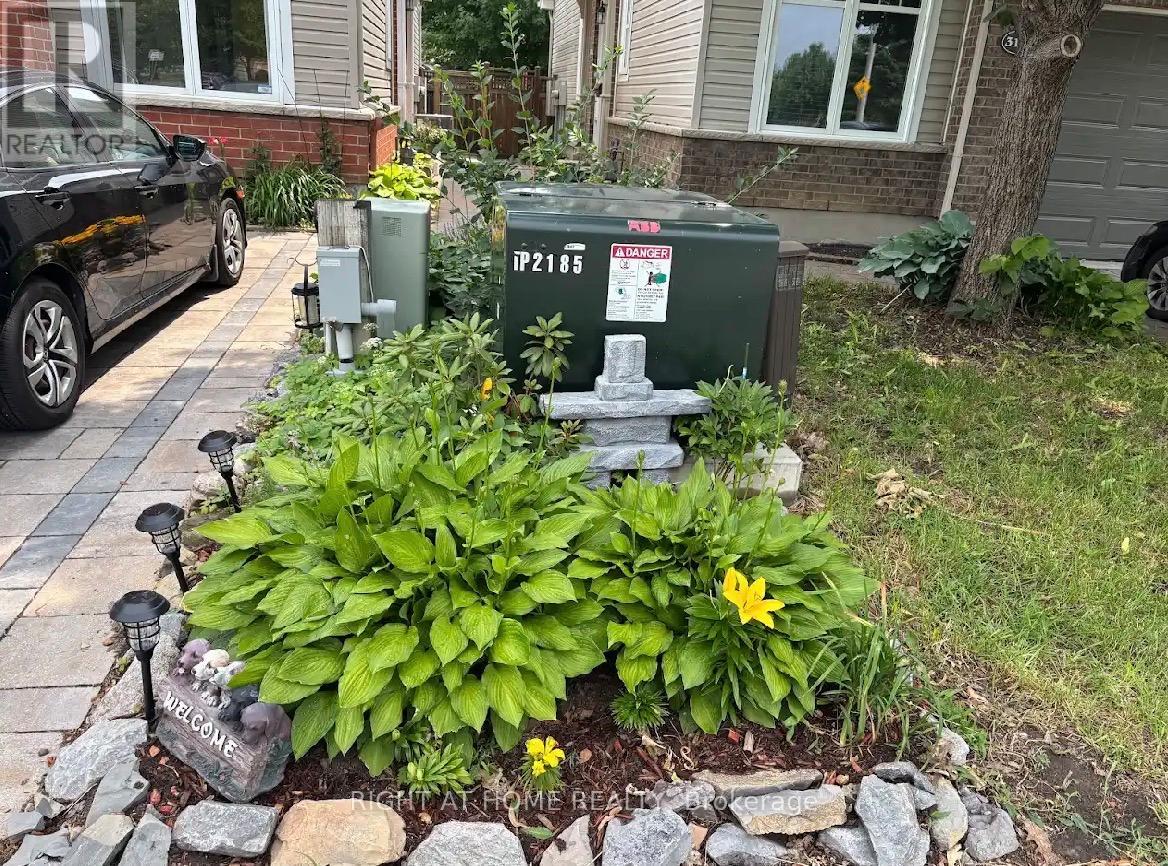 D - 29 Cresthaven Drive