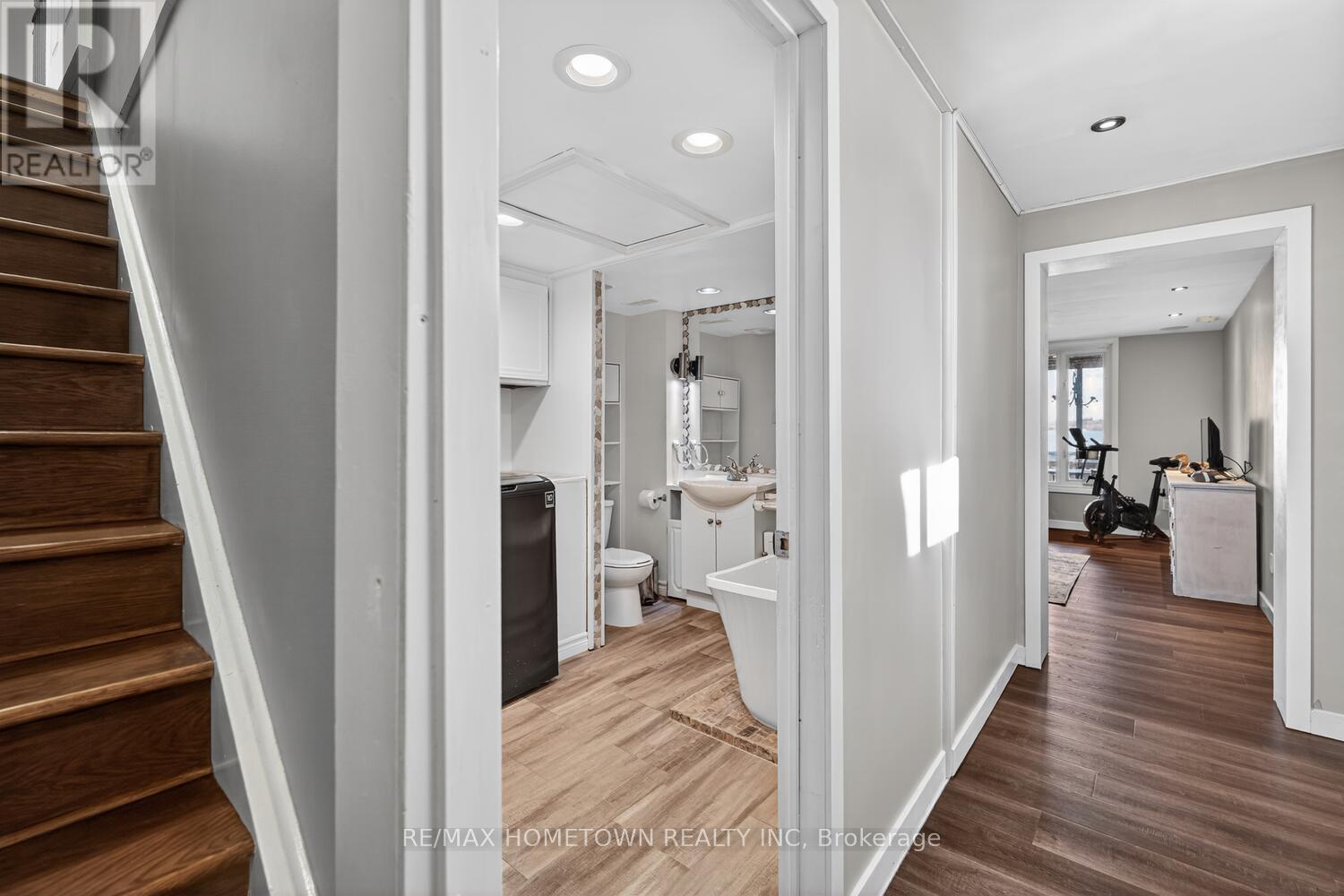 1643 County Road 2 Road