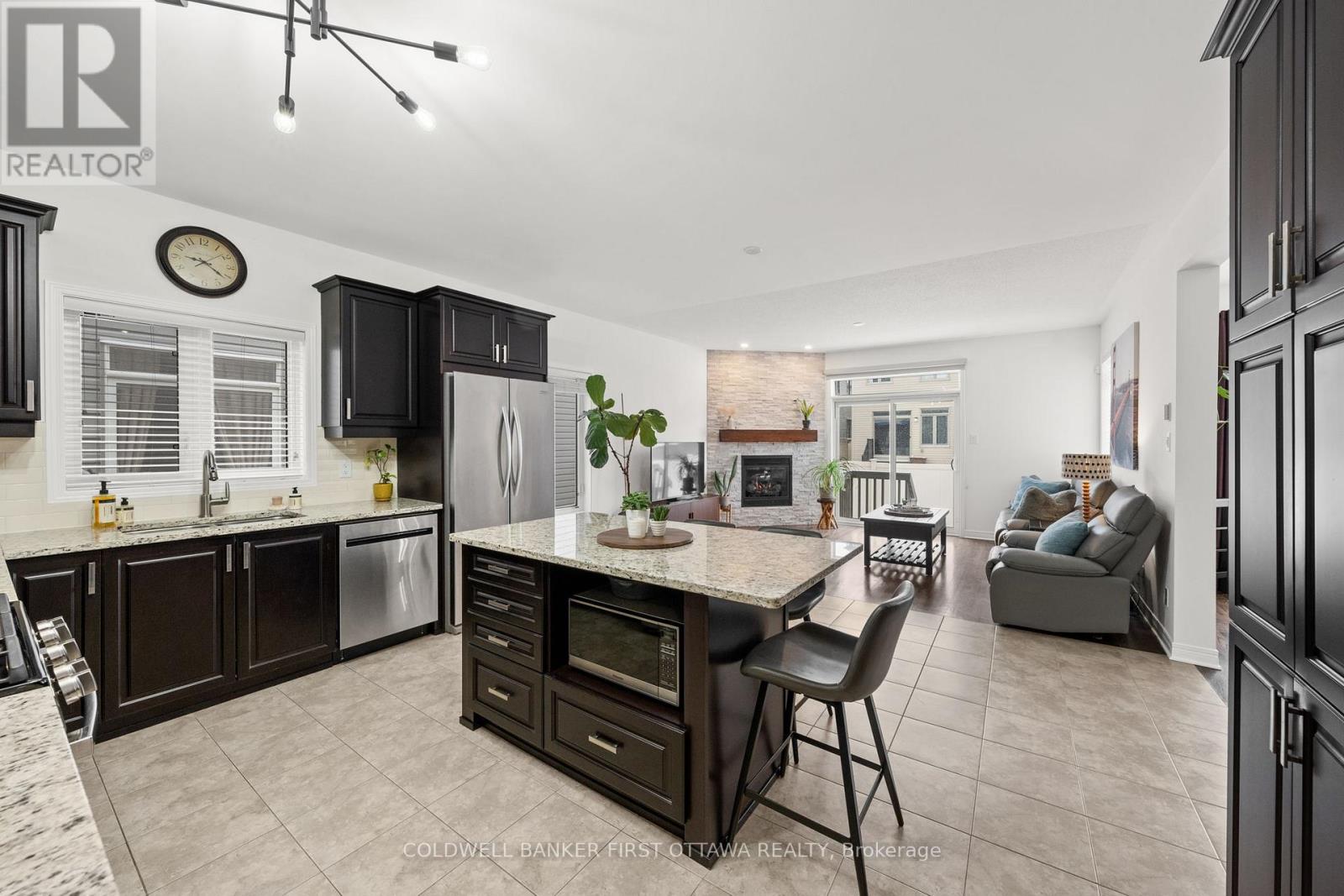 220 Dave Smith Crescent