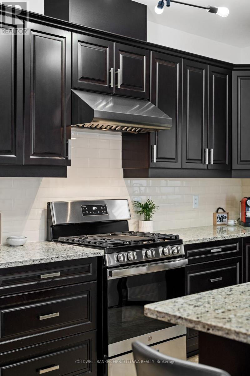 220 Dave Smith Crescent