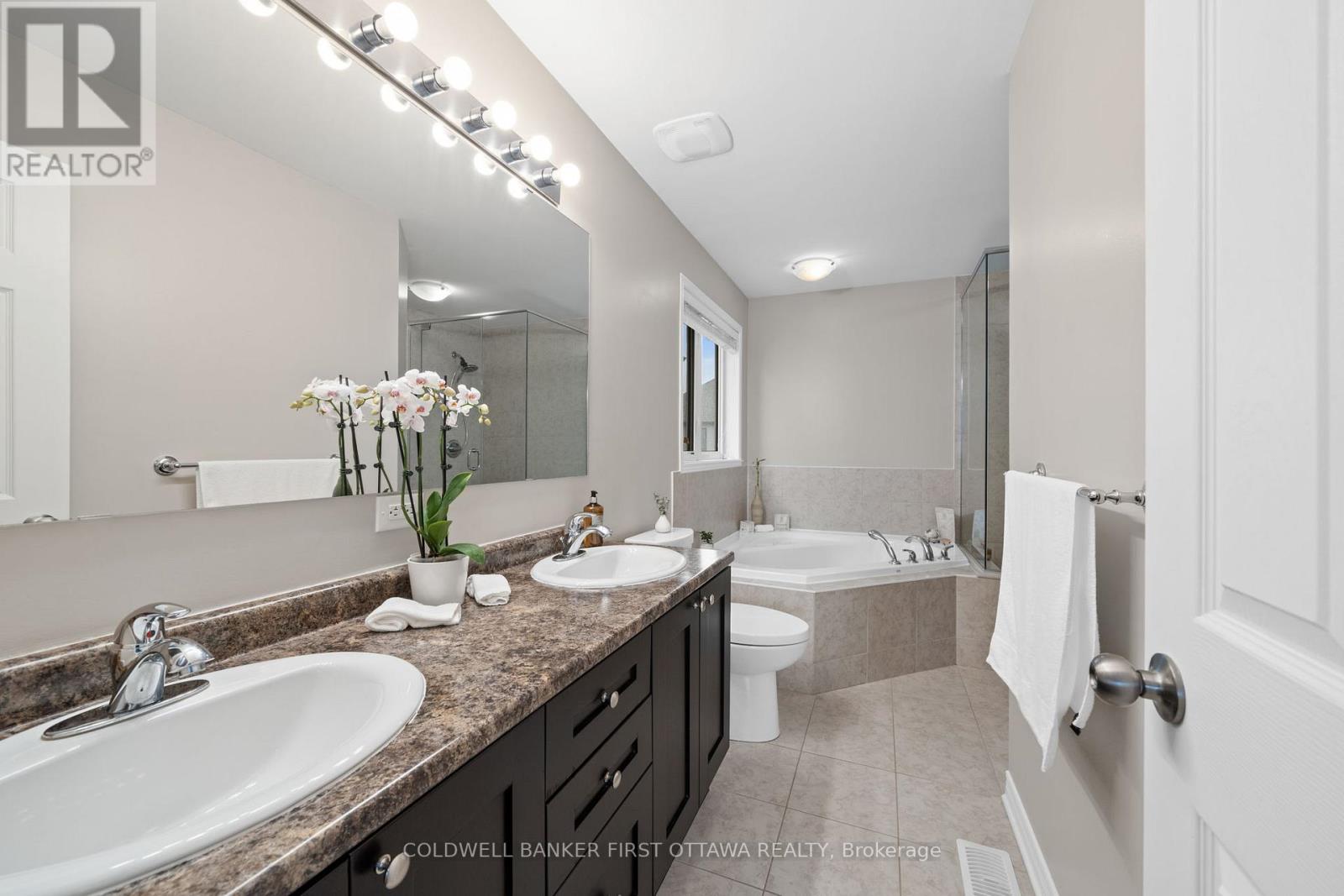 220 Dave Smith Crescent