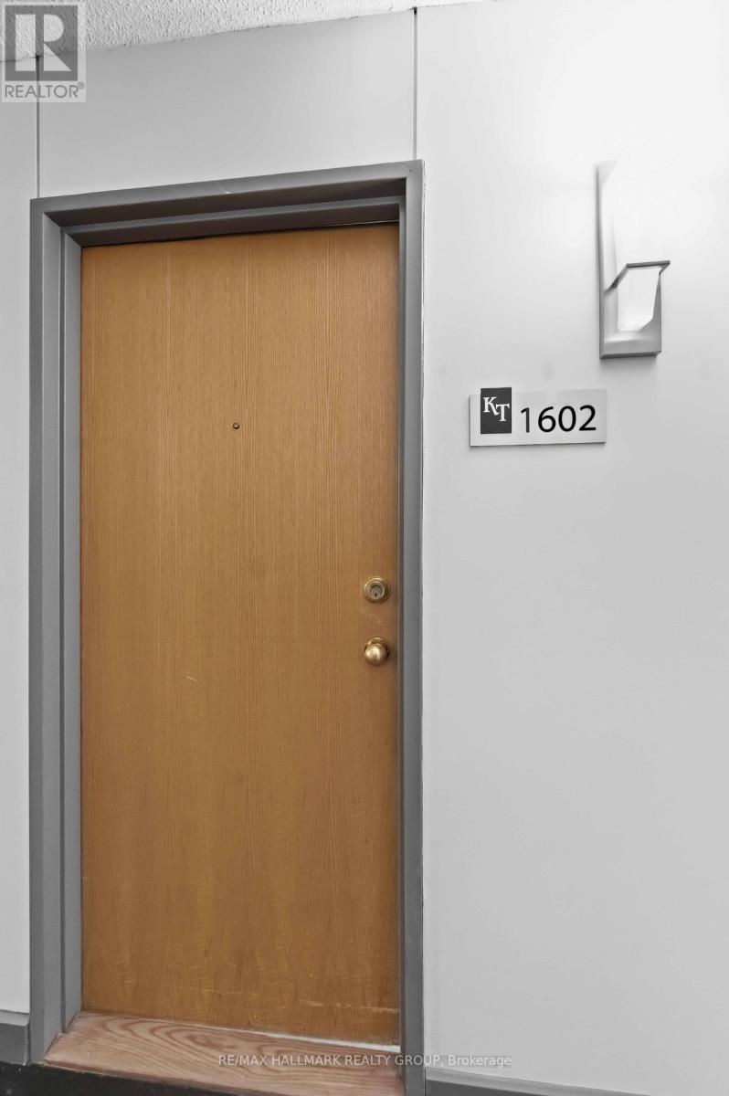 1602 - 199 Kent Street N