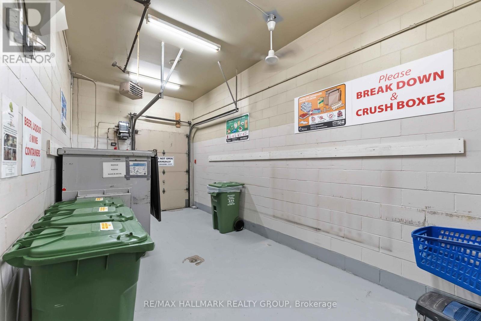 1602 - 199 Kent Street N