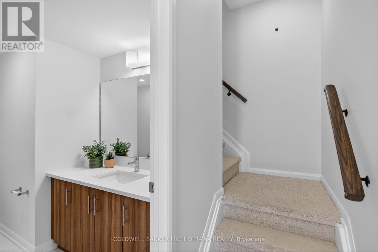 77 Cherry Blossom Private