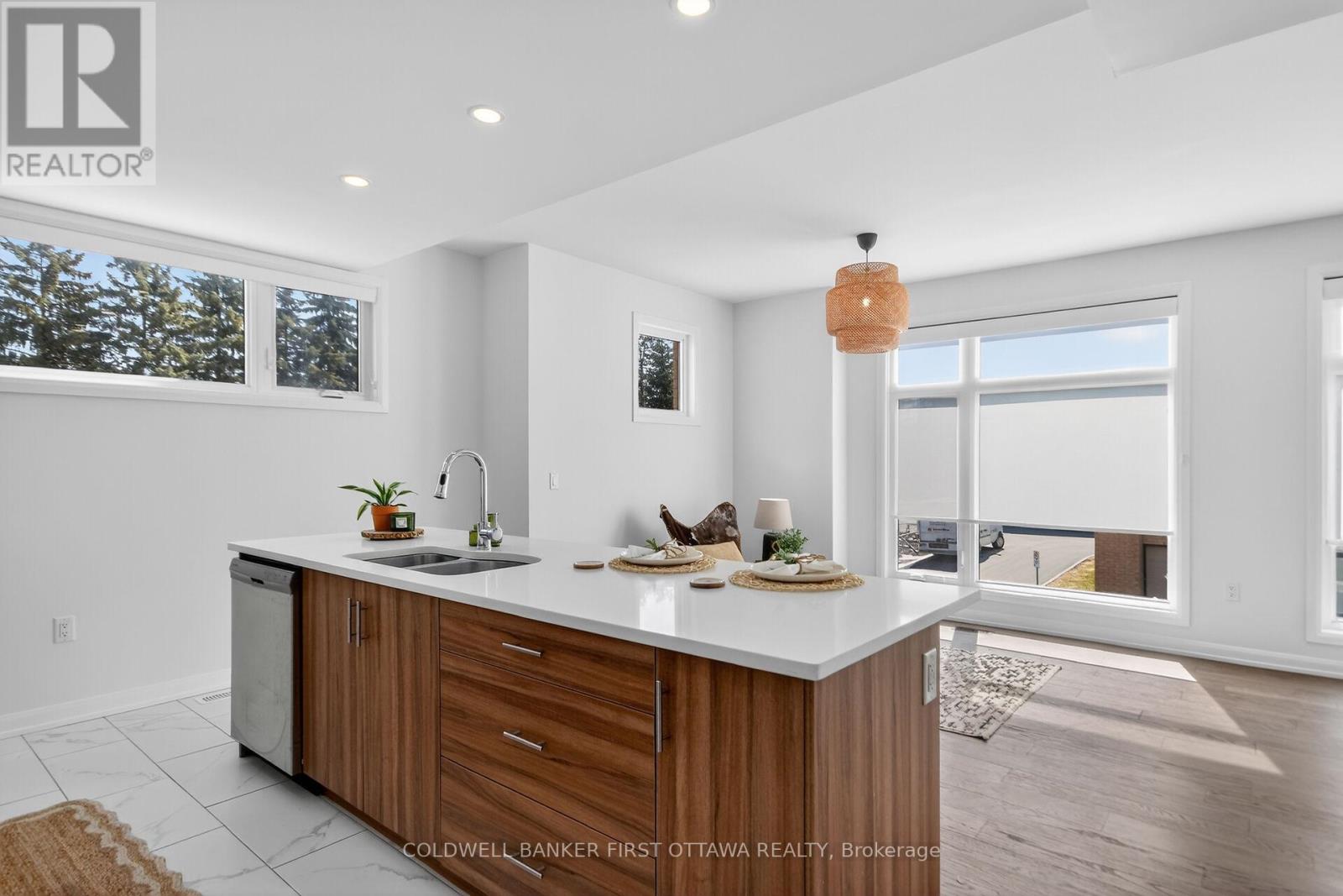 77 Cherry Blossom Private