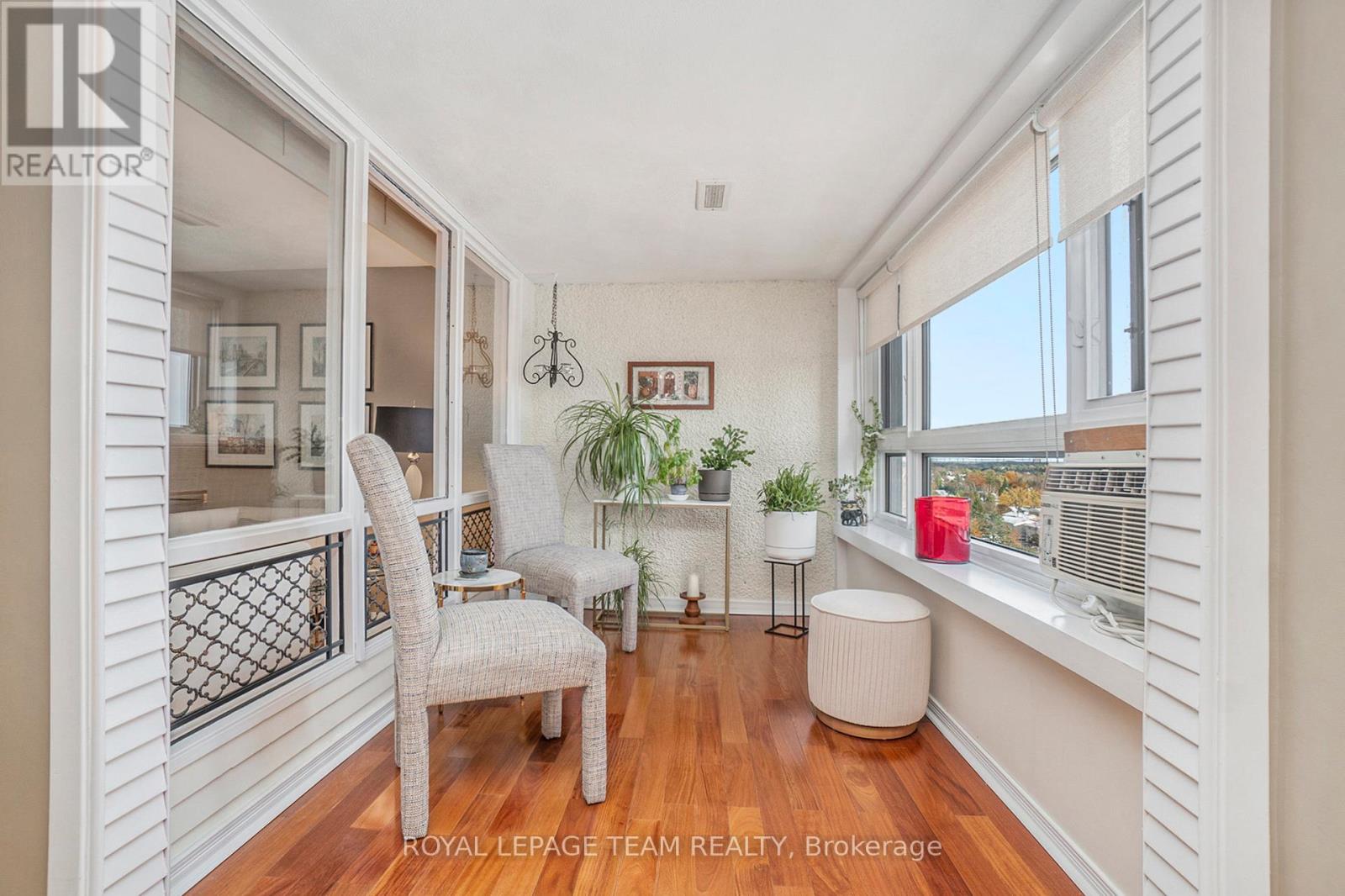 705 - 1356 Meadowlands Drive E