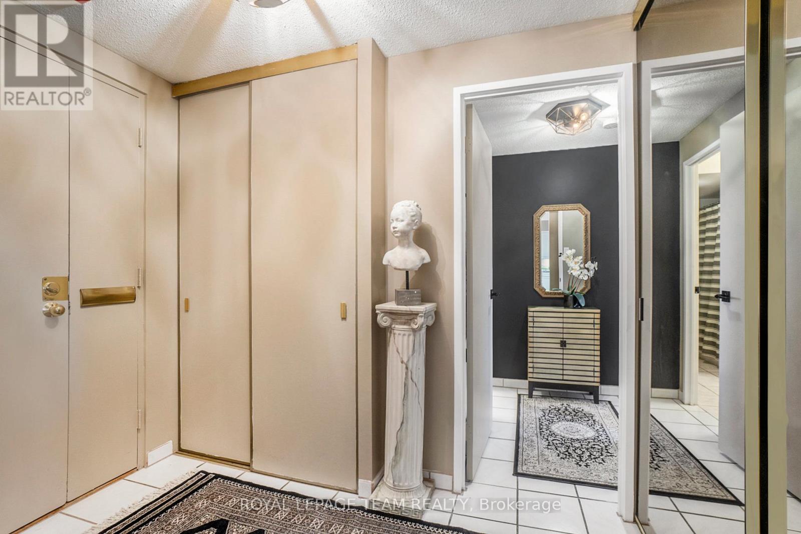 705 - 1356 Meadowlands Drive E