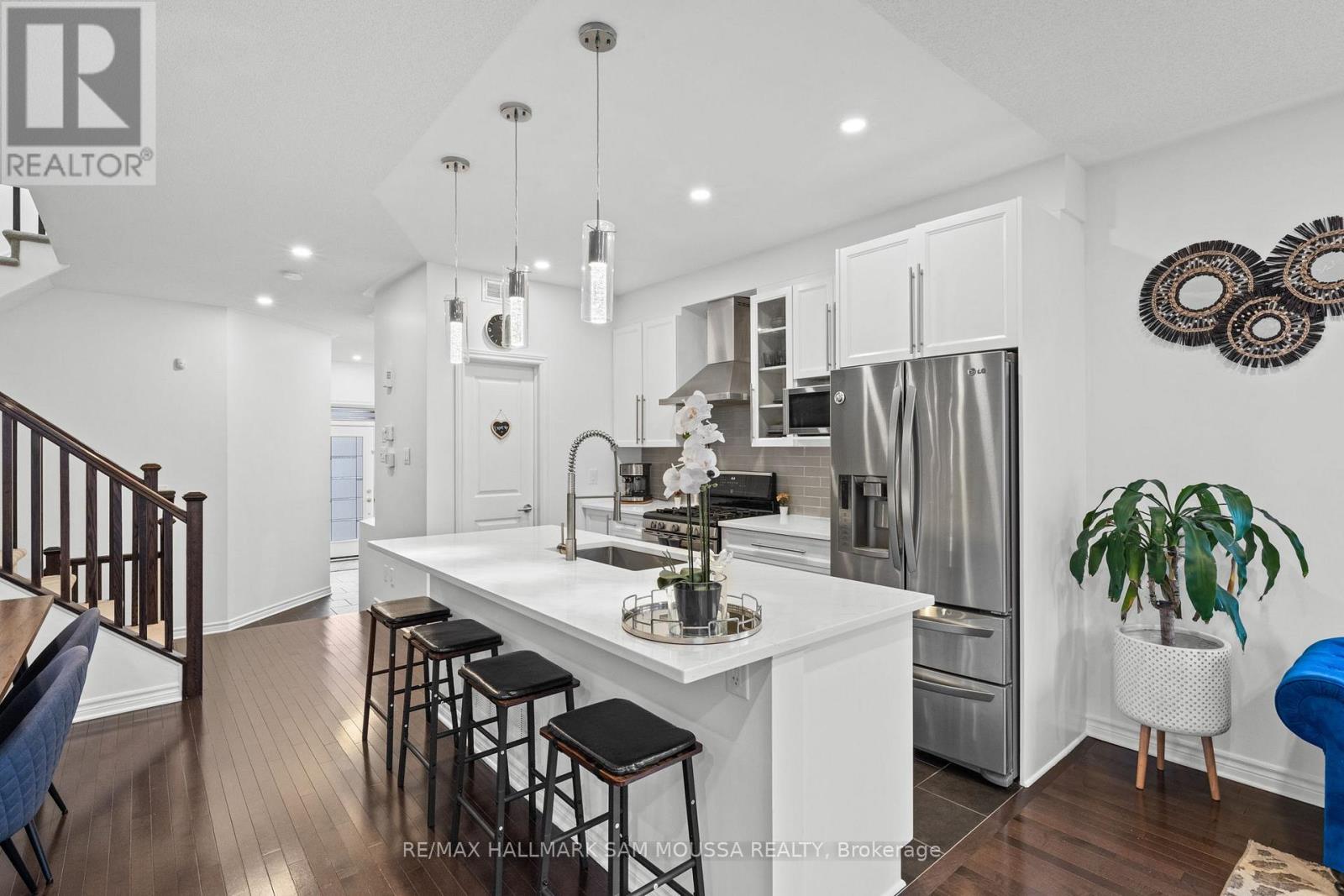 185 Flat Sedge Crescent