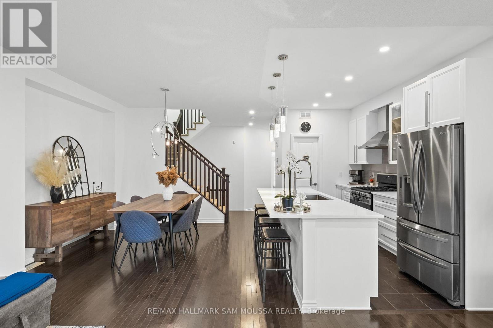 185 Flat Sedge Crescent