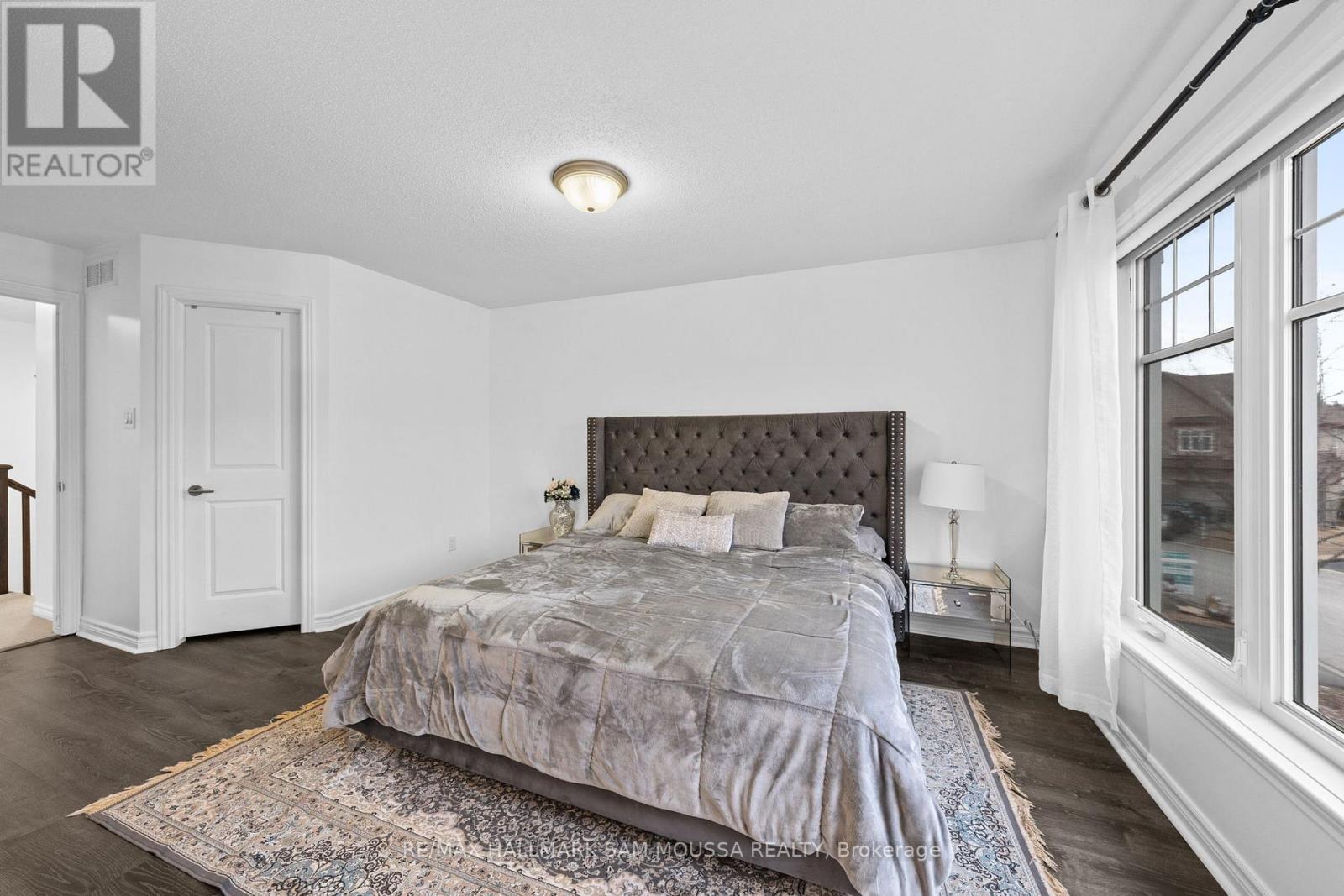 185 Flat Sedge Crescent