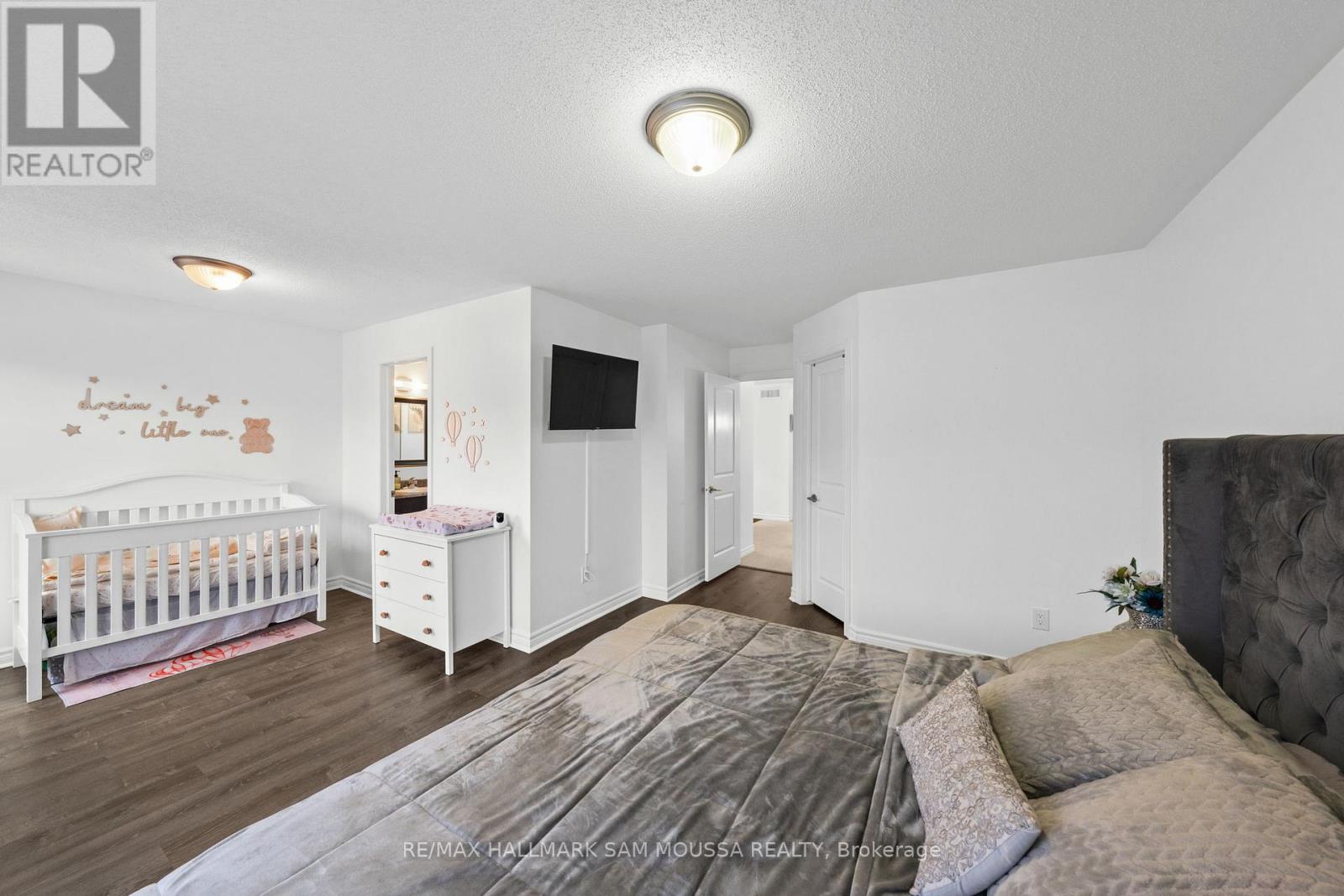 185 Flat Sedge Crescent