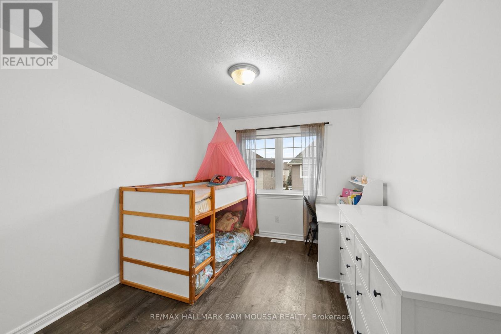 185 Flat Sedge Crescent