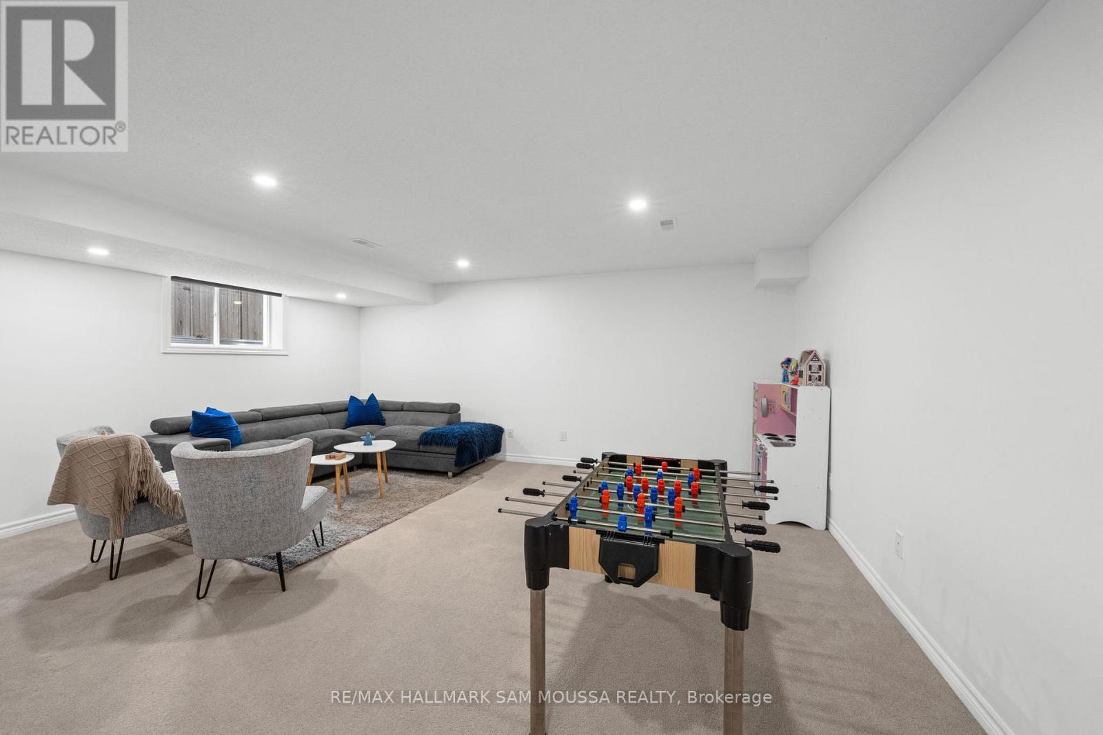 185 Flat Sedge Crescent