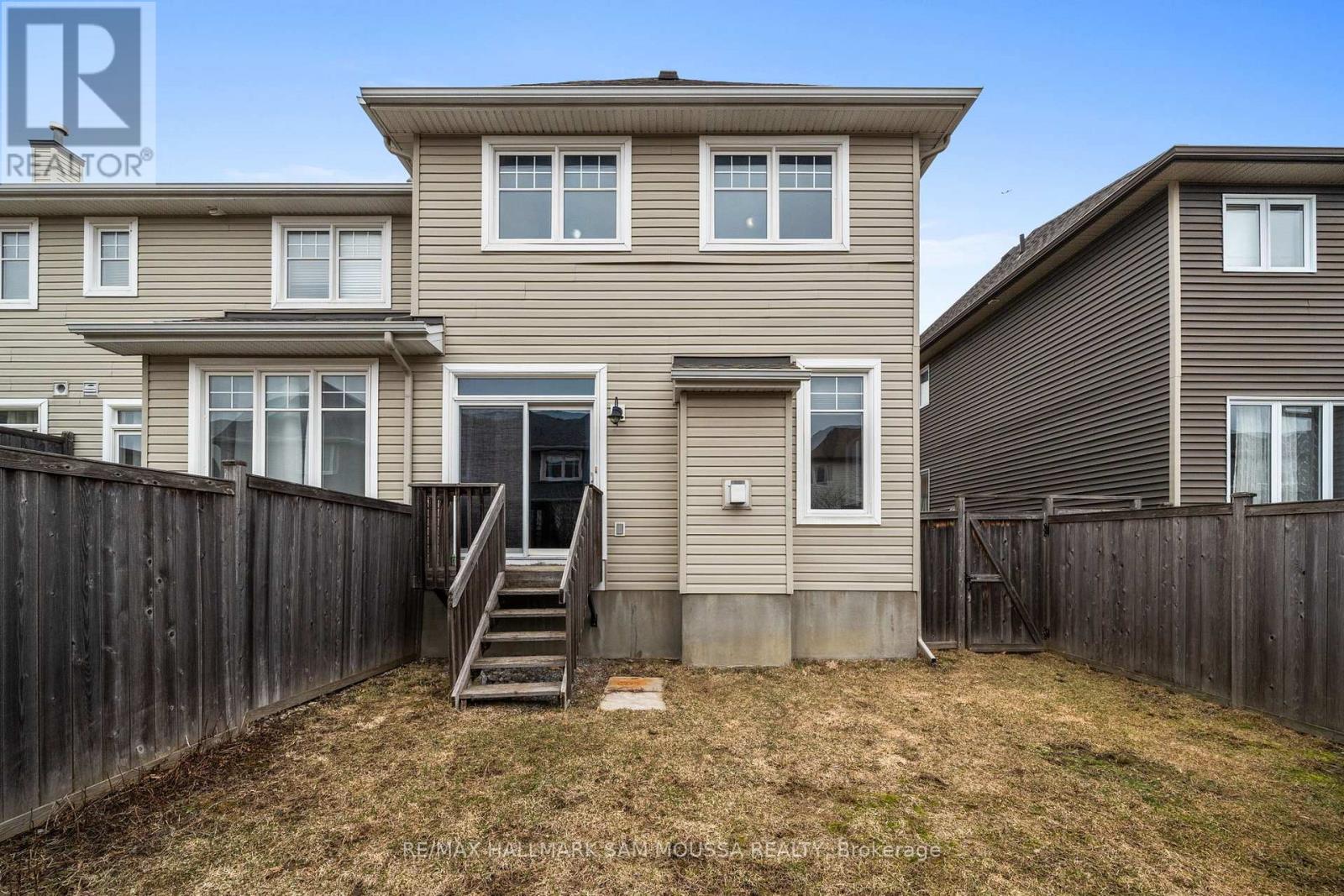 185 Flat Sedge Crescent