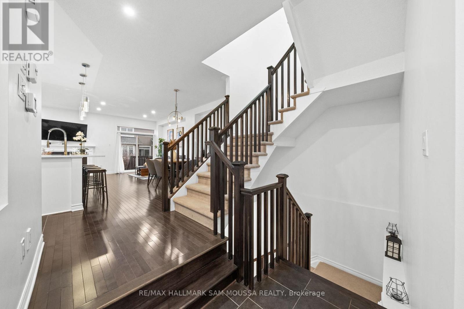 185 Flat Sedge Crescent