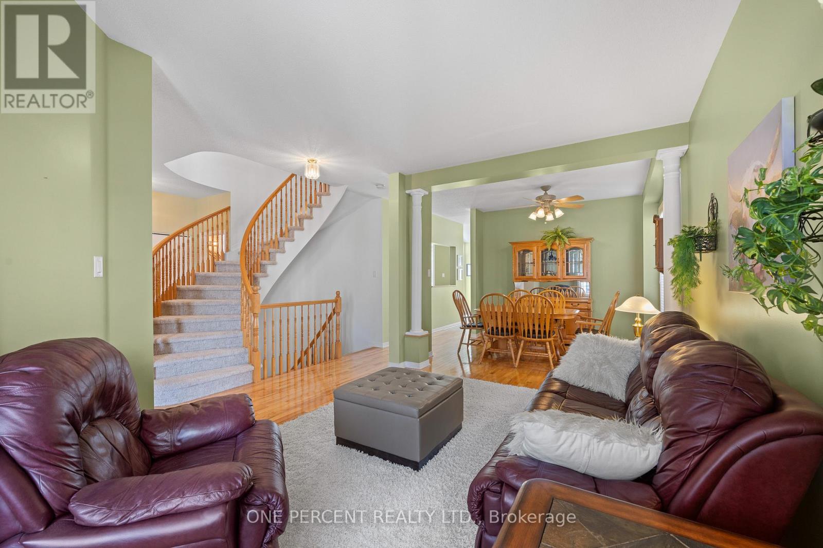 2113 Hallendale Street