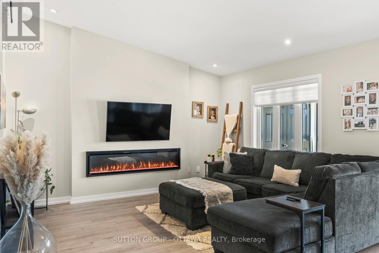 294 - 308 Masters Lane