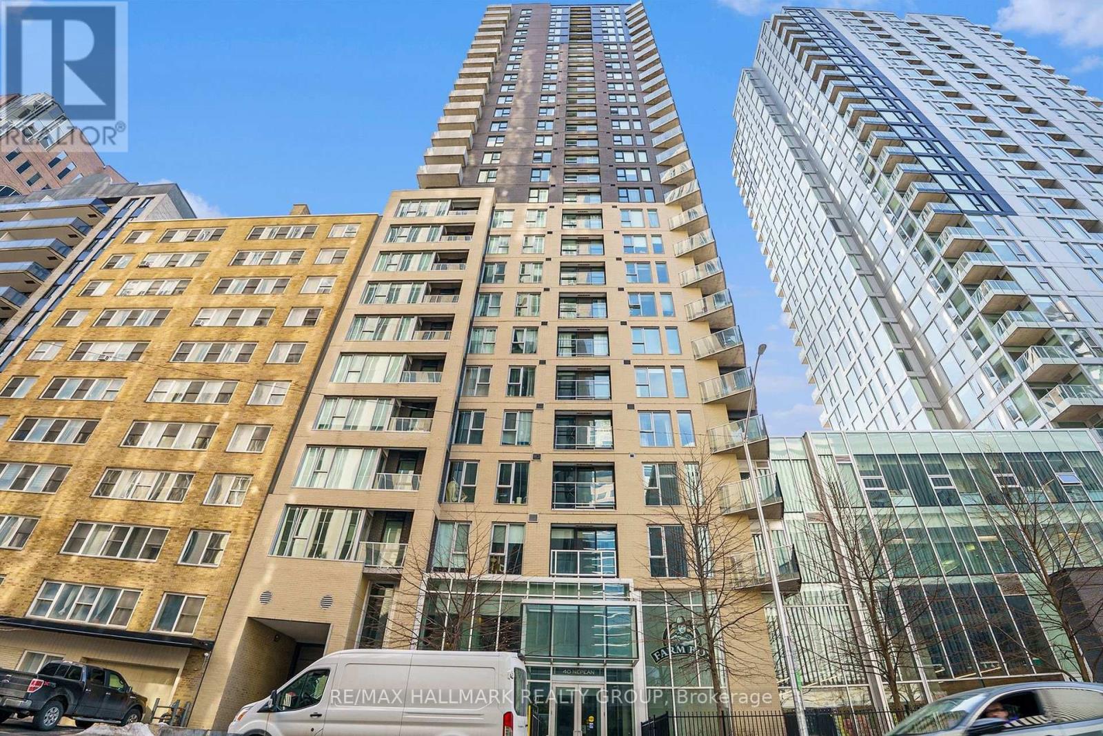 1502 - 40 Nepean Street